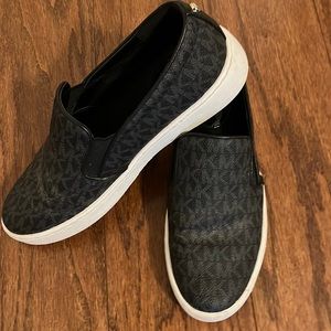 Michael Kors Keaton logo slip on